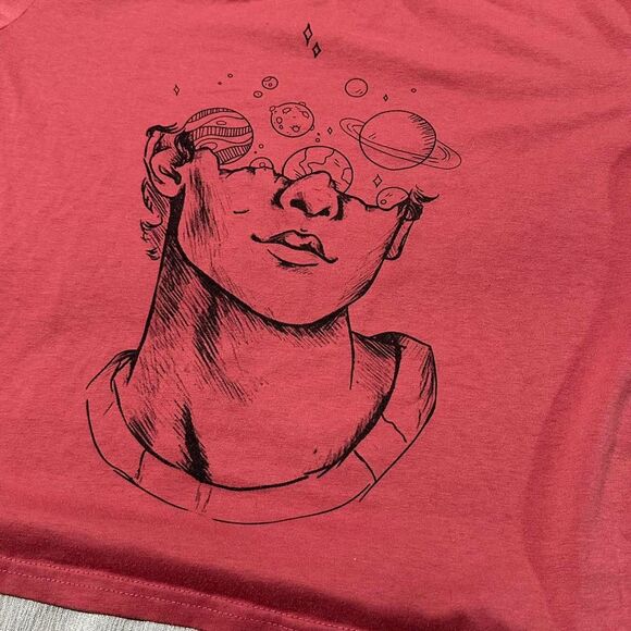 Blush colored day dreamer graphic tee with space design size Large - Picture 2 of 5